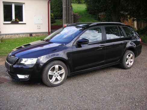 Škoda Octavia Kombi 2,0 l 110 kw