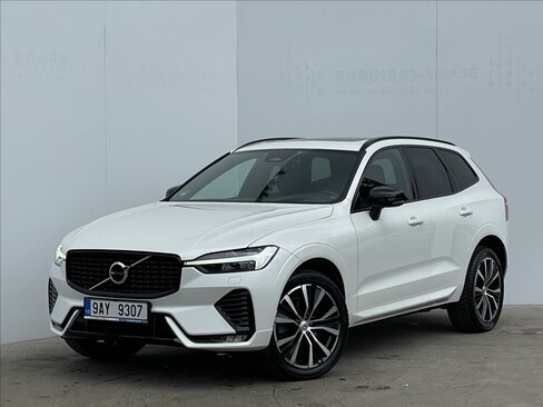 Volvo XC60 SUV / Terénní 2,0 l 145 kw