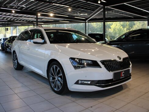Škoda Superb Kombi 2,0 l 140 kw