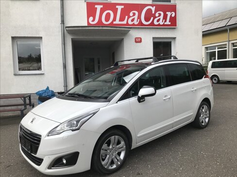 Peugeot 5008 MPV 1,6 l 88 kw