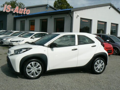 Toyota Aygo Hatchback 998,0 53 kw