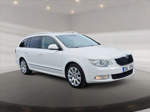 Škoda Superb Kombi 2,0 l 103 kw