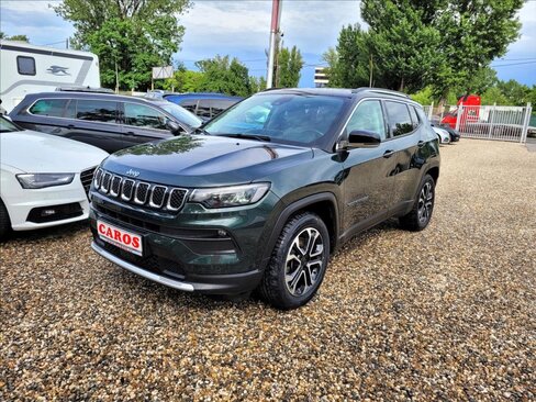 Jeep Compass SUV / Terénní 1,3 l 140 kw