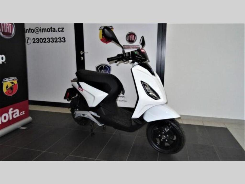 Piaggio Ostatní Ostatní 111,0 3 kw