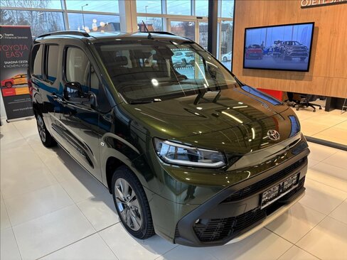 Toyota ProAce City Verso MPV 1,5 l 96 kw