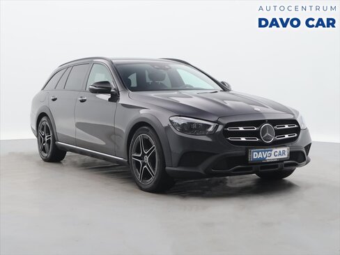 Mercedes-Benz Třídy E Kombi 2,0 l 143 kw