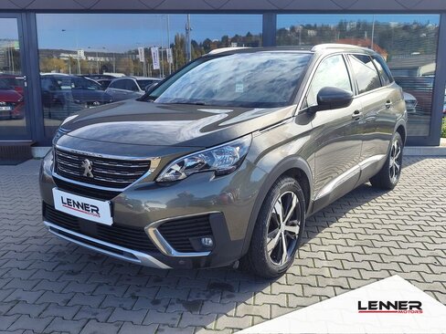 Peugeot 5008 SUV / Terénní 1,2 l 96 kw