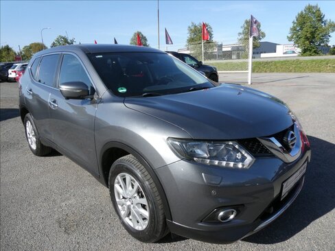 Nissan X-Trail SUV / Terénní 1,6 l 96 kw
