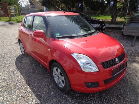 Suzuki Swift Hatchback 1,3 l 67 kw