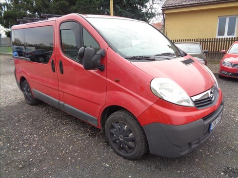 Opel Vivaro Kombi 2,0 l 66 kw