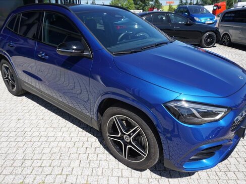 Mercedes-Benz GLA SUV / Terénní 1,3 l 120 kw