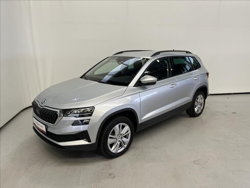 Škoda Karoq SUV / Terénní 1,5 l 110 kw