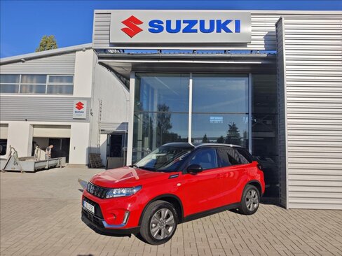 Suzuki Vitara SUV / Terénní 1,4 l 95 kw