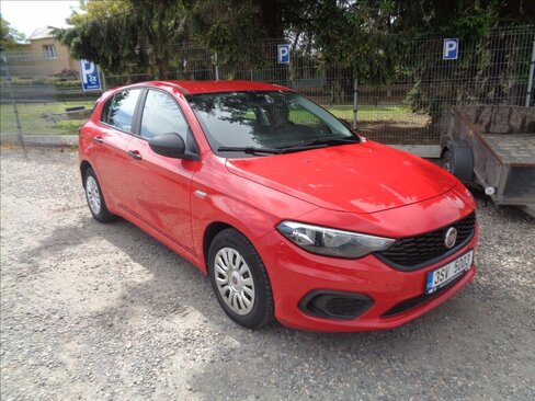 Fiat Tipo Sedan / Limuzína 1,4 l 70 kw