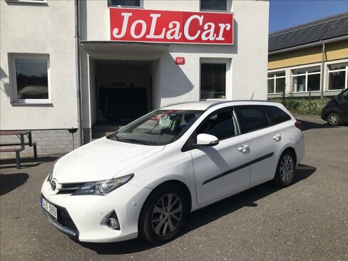 Toyota Auris Kombi 1,6 l 97 kw