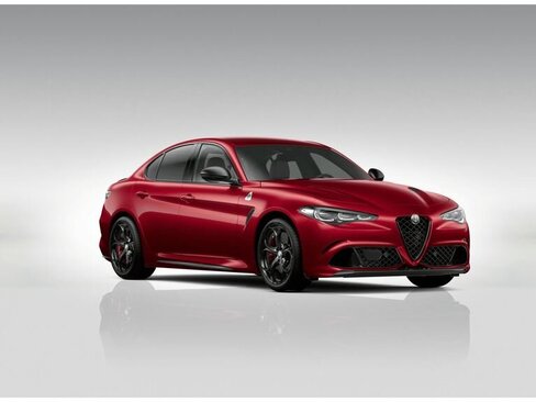 Alfa Romeo Giulia Sedan / Limuzína 3,0 l 382 kw