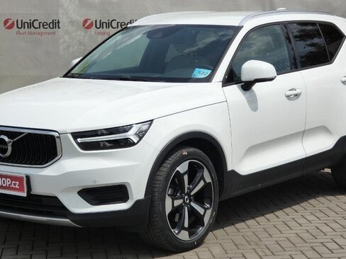 Volvo XC40 SUV / Terénní 2,0 l 110 kw