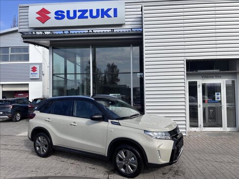 Suzuki Vitara SUV / Terénní 1,4 l 81 kw