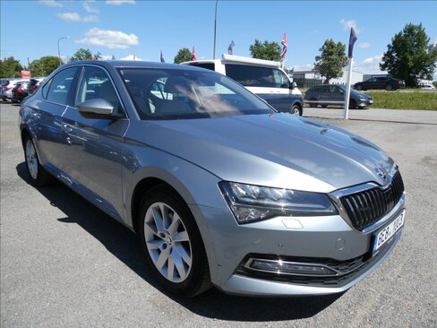 Škoda Superb Liftback 1,5 l 110 kw