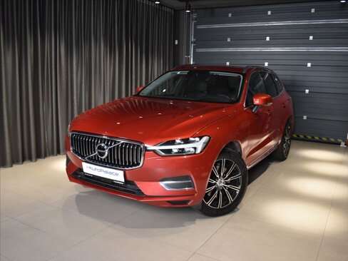 Volvo XC60 SUV / Terénní 2,0 l 187 kw