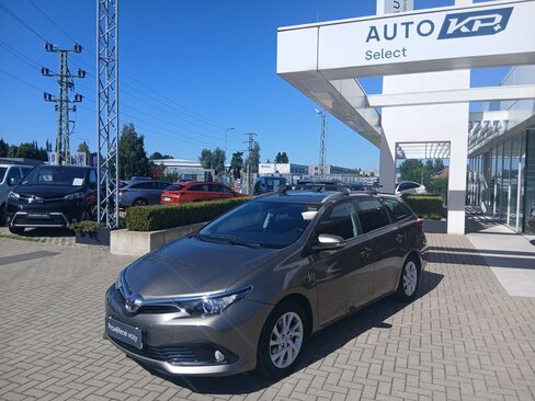 Toyota Auris Kombi 1,6 l 97 kw