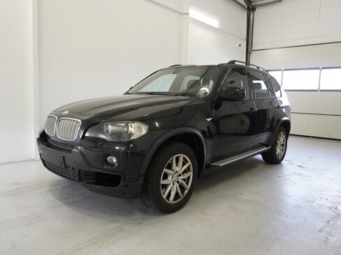 BMW X5 SUV / Terénní 3,0 l 210 kw