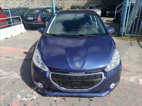 Peugeot 208 Hatchback 1,6 l 68 kw