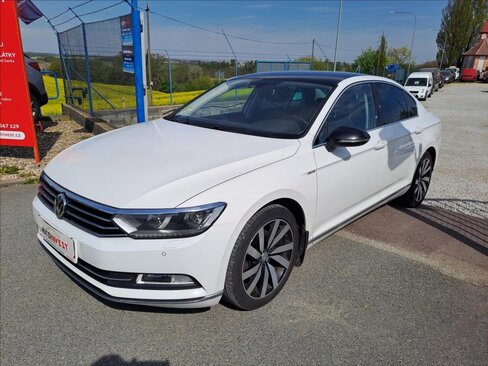 Volkswagen Passat Sedan / Limuzína 2,0 l 162 kw