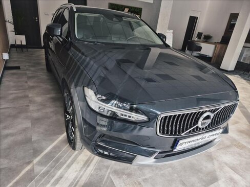 Volvo V90 Kombi 2,0 l 177 kw