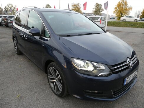 Volkswagen Sharan MPV 2,0 l 103 kw