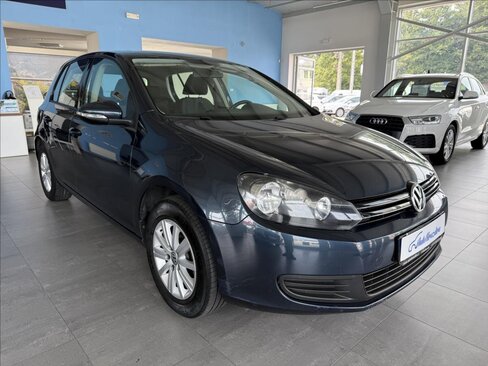 Volkswagen Golf Hatchback 1,2 l 77 kw