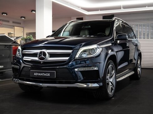 Mercedes-Benz GL SUV / Terénní 4,7 l 320 kw