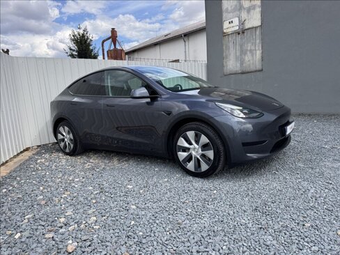 Tesla Model Y SUV / Terénní 0,0 220 kw