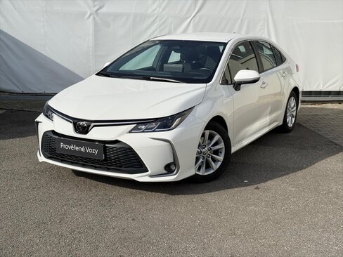 Toyota Corolla Sedan / Limuzína 1,5 l 92 kw