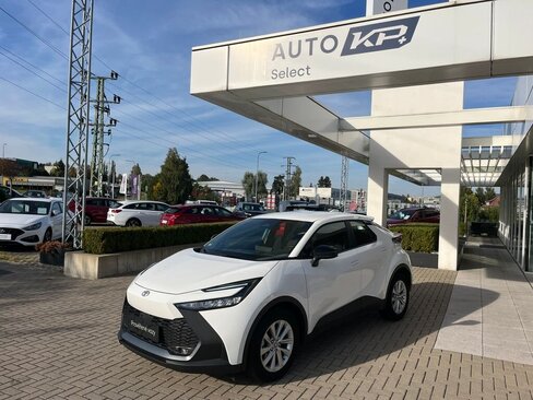 Toyota C-HR SUV / Terénní 1,8 l 103 kw