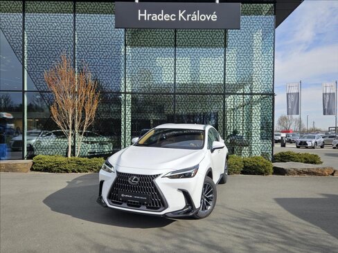Lexus NX 350h SUV / Terénní 2,5 l 140 kw