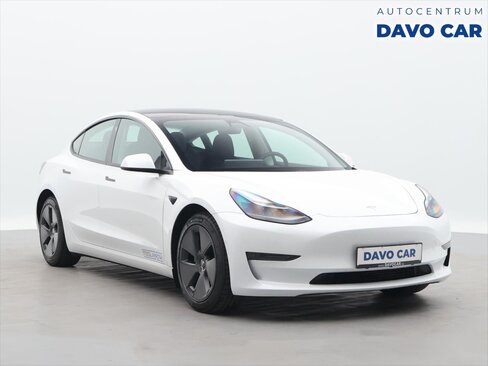 Tesla Model 3 Sedan / Limuzína 0,0 366 kw
