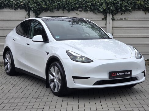 Tesla Model Y SUV / Terénní 0,0 220 kw