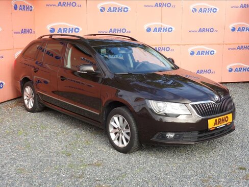 Škoda Superb Kombi 2,0 l 103 kw
