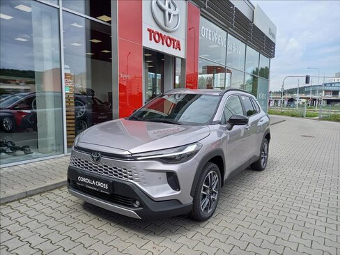 Toyota Corolla Cross SUV / Terénní 2,0 l 131 kw