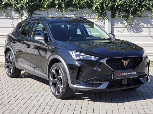 Cupra Formentor SUV / Terénní 1,5 l 110 kw