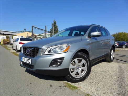 Volvo XC60 Kombi 2,4 l 120 kw