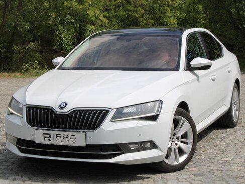 Škoda Superb Sedan / Limuzína 2,0 l 140 kw