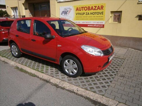 Dacia Sandero Hatchback 1,1 l 55 kw