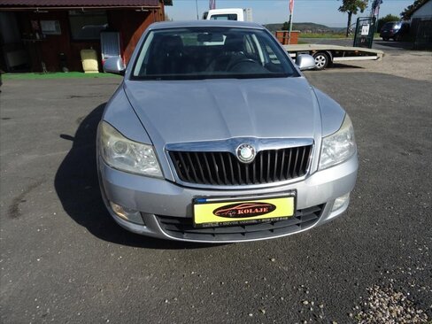Škoda Octavia Sedan / Limuzína 1,6 l 75 kw