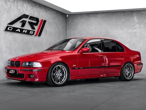 BMW M5 Sedan / Limuzína 4,9 l 294 kw