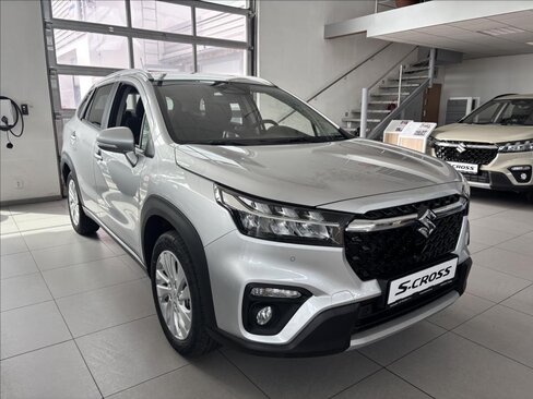 Suzuki S-Cross SUV / Terénní 1,4 l 81 kw