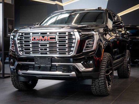 GMC Yukon SUV / Terénní 6,2 l 313 kw