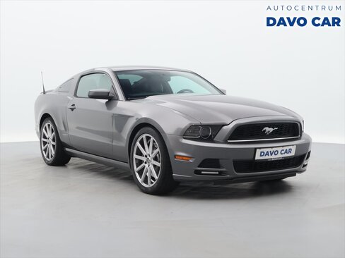 Ford Mustang Kupé 3,7 l 227 kw