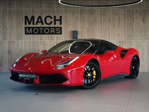 Ferrari 488 Kupé 3,9 l 493 kw